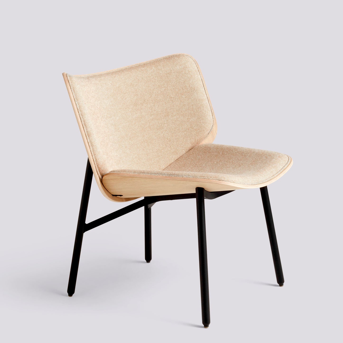 DAPPER LOUNGE CHAIR