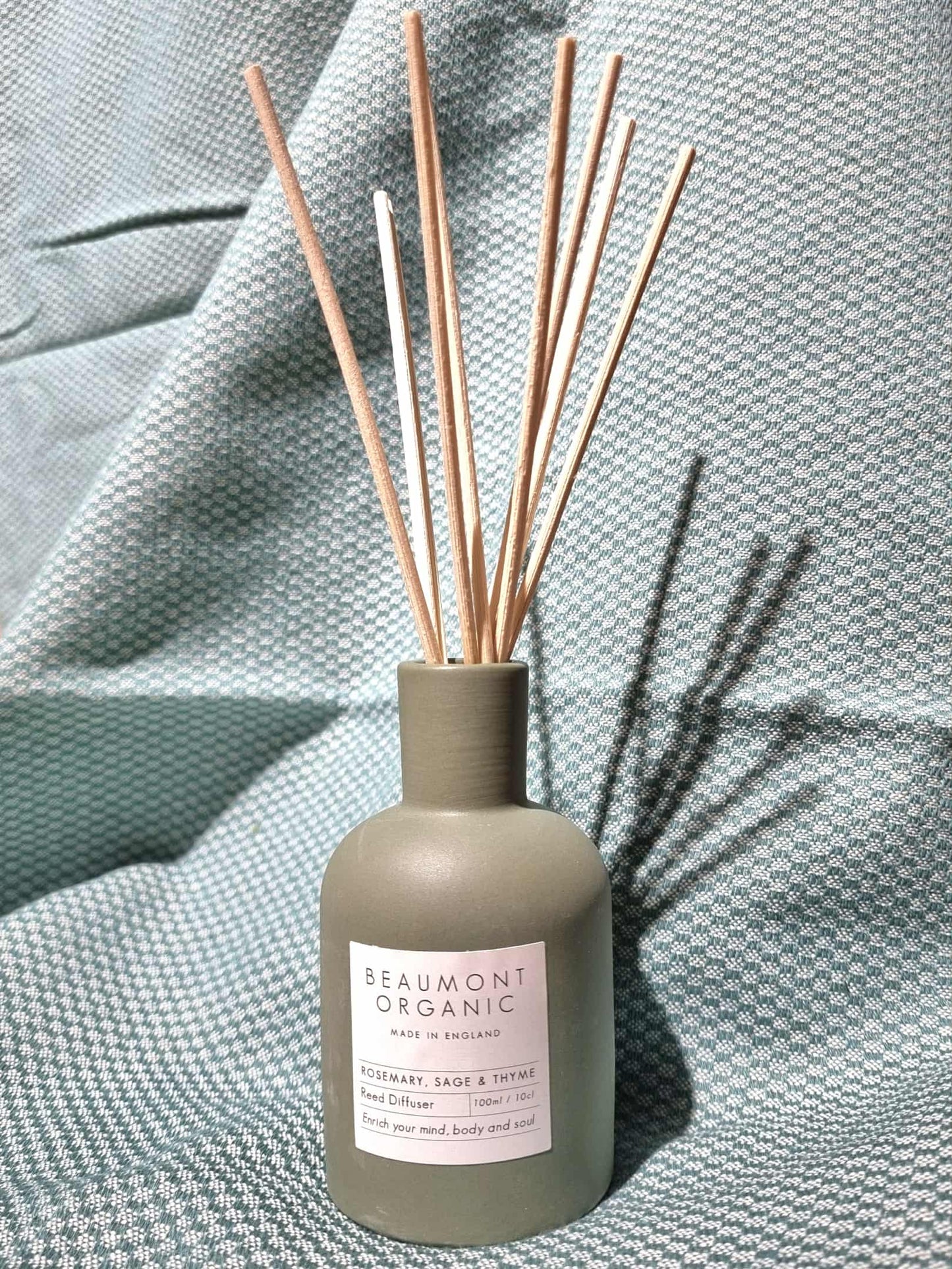 Rosemary, Sage & Thyme - 100ml - Reed Diffuser in Ceramic