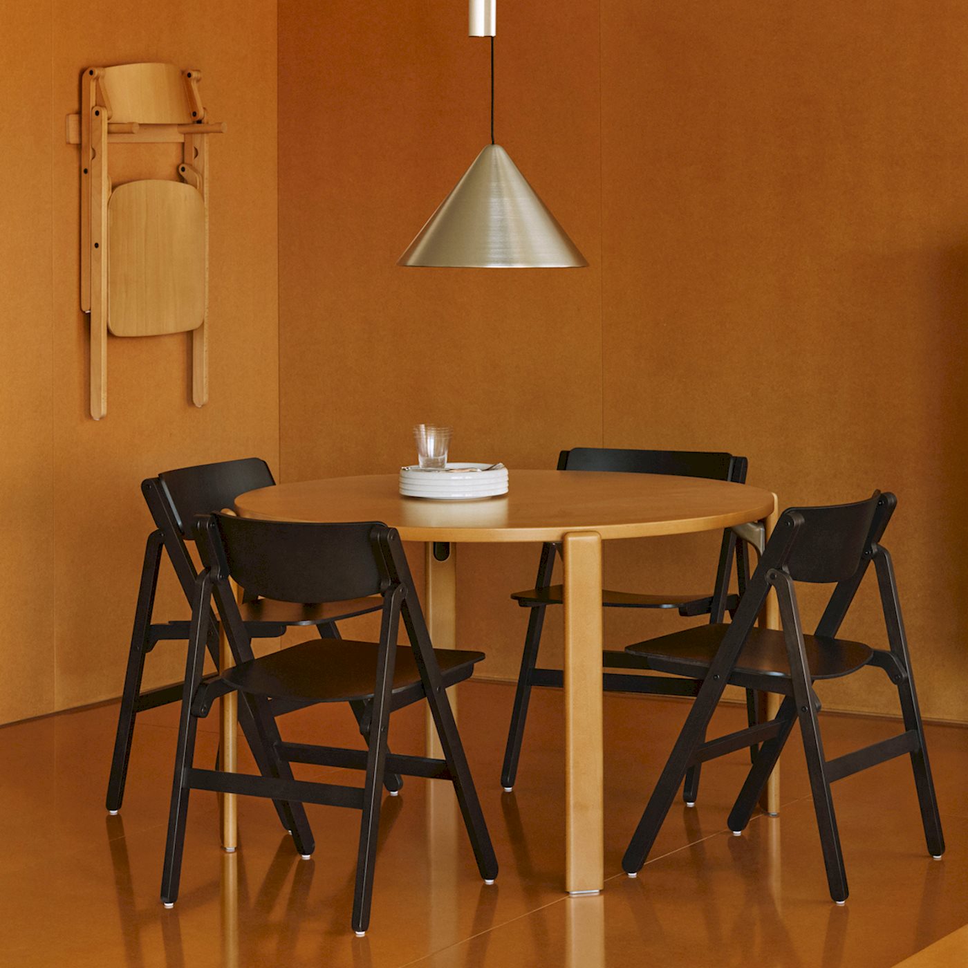 Backflip Chair - Anthracite semi-transparent lacquered beech
