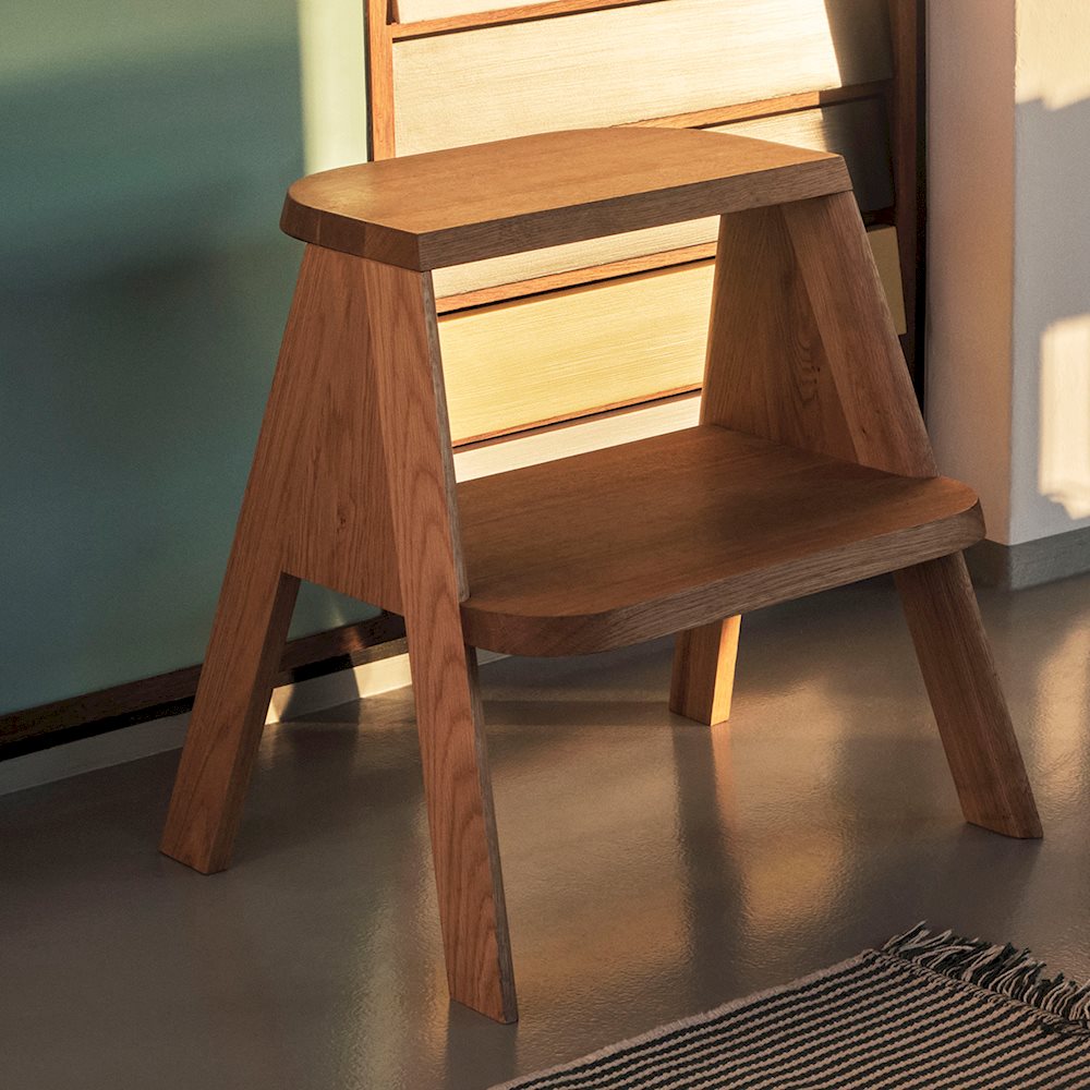 BUTLER - OILED OAK