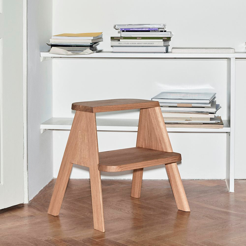 BUTLER - OILED OAK