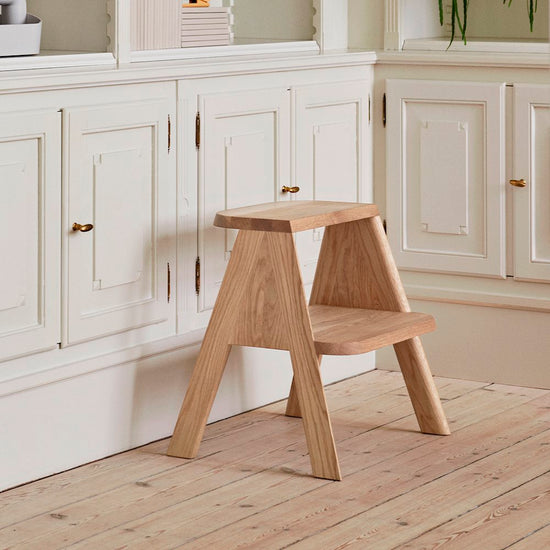 BUTLER - OILED OAK