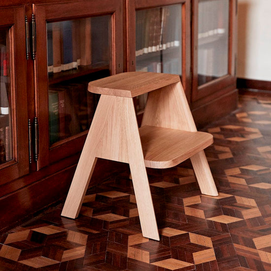 BUTLER - OILED OAK