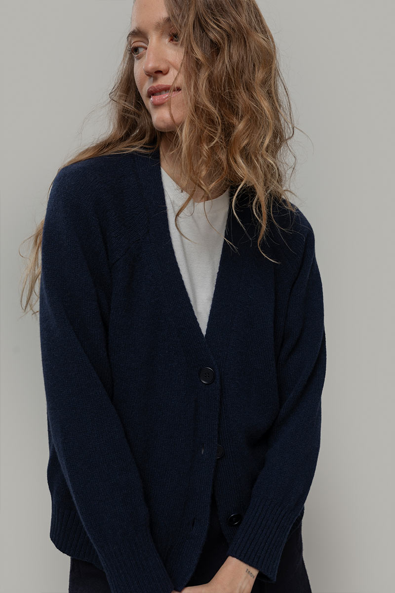 TOSCA - Women's Button Up Recycled Cashmere Cardigan - Black Ardesia