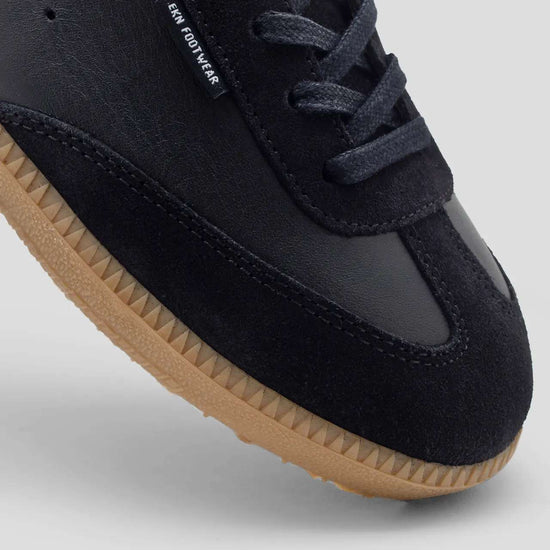 Tsuga Sneaker - Black
