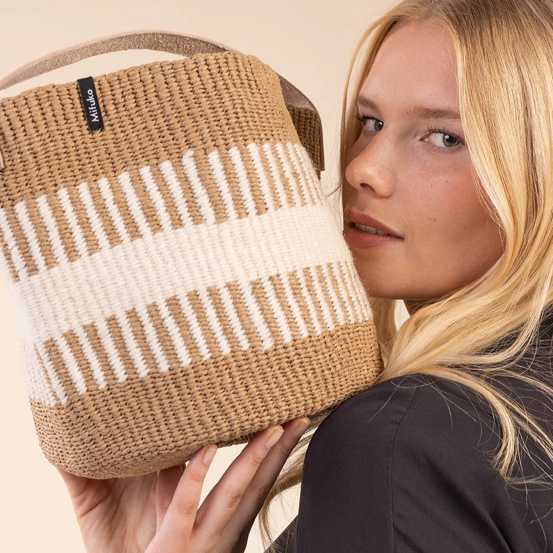 Pamba Basket - White Rib Weave with Handle - Small