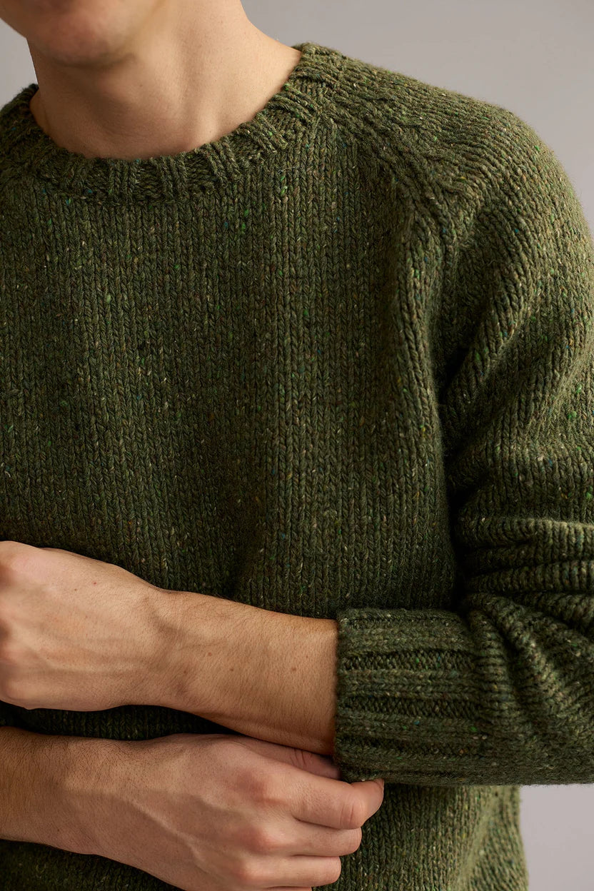 Golden — Moss Green