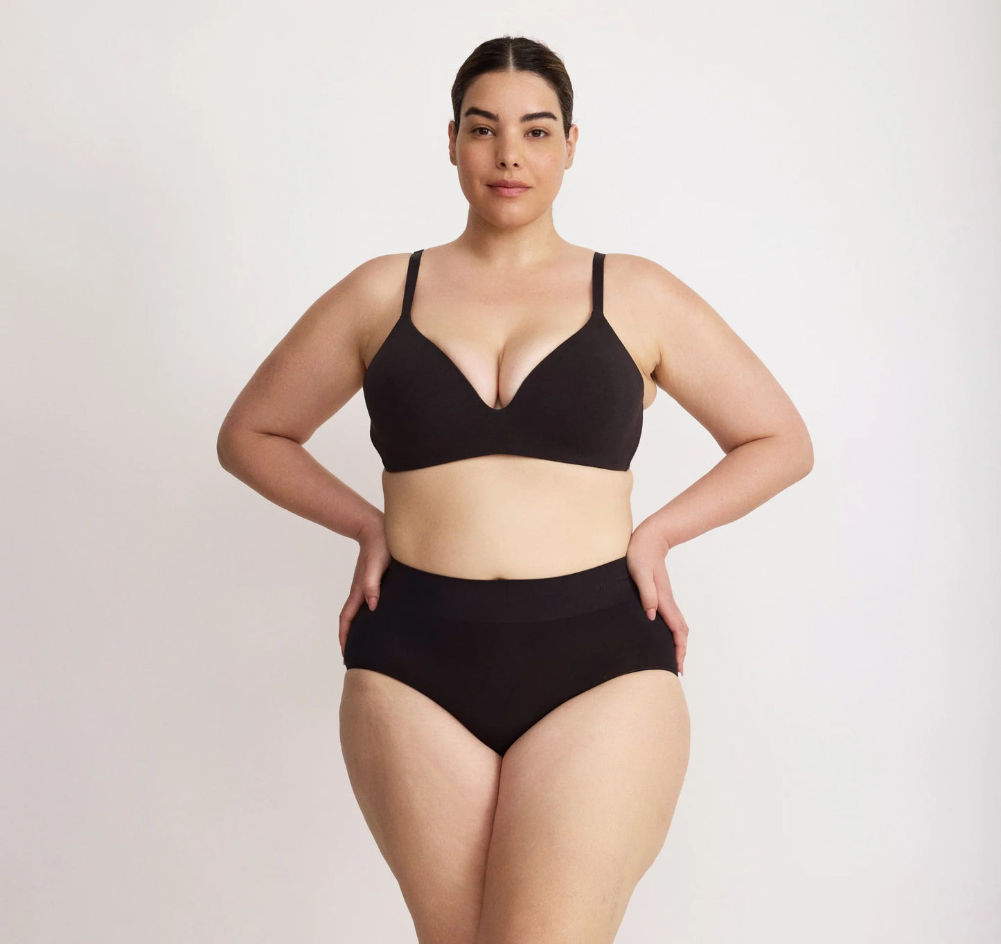 Core Wireless Plunge Bra - Black