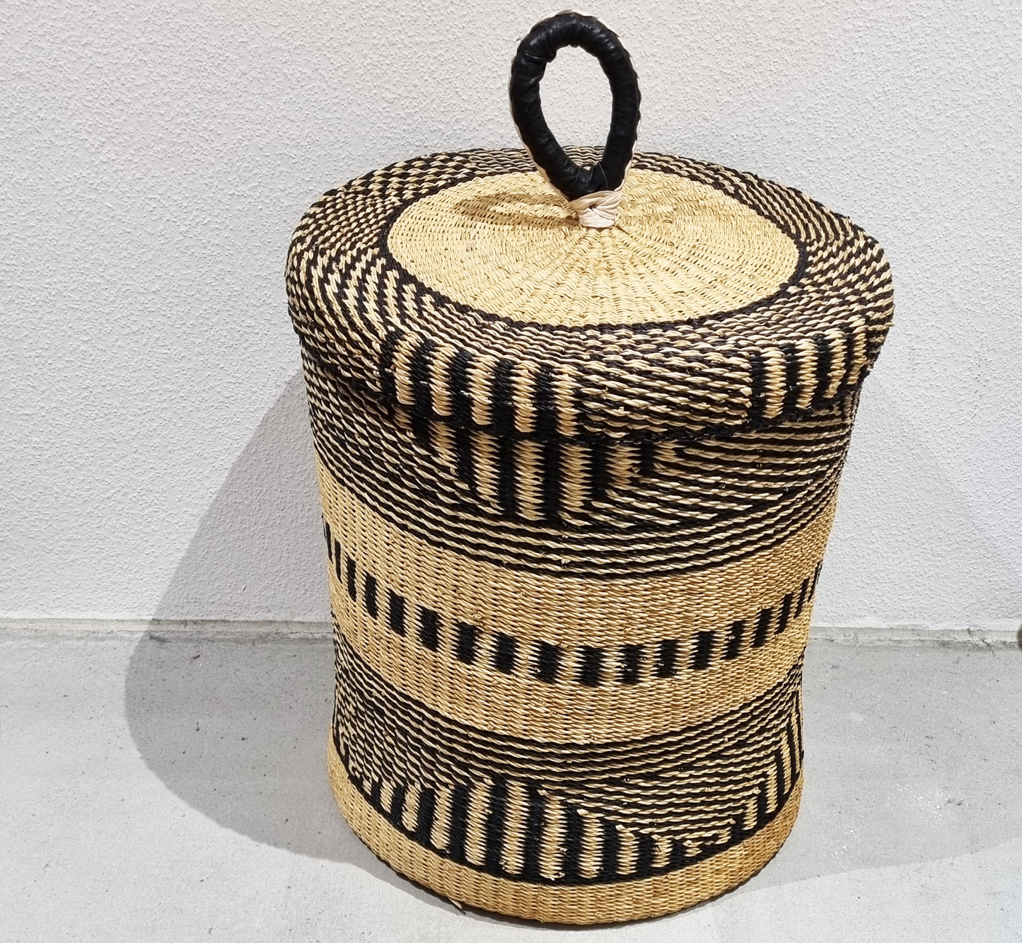 LAUNDRY BASKET WITH LID - N°8