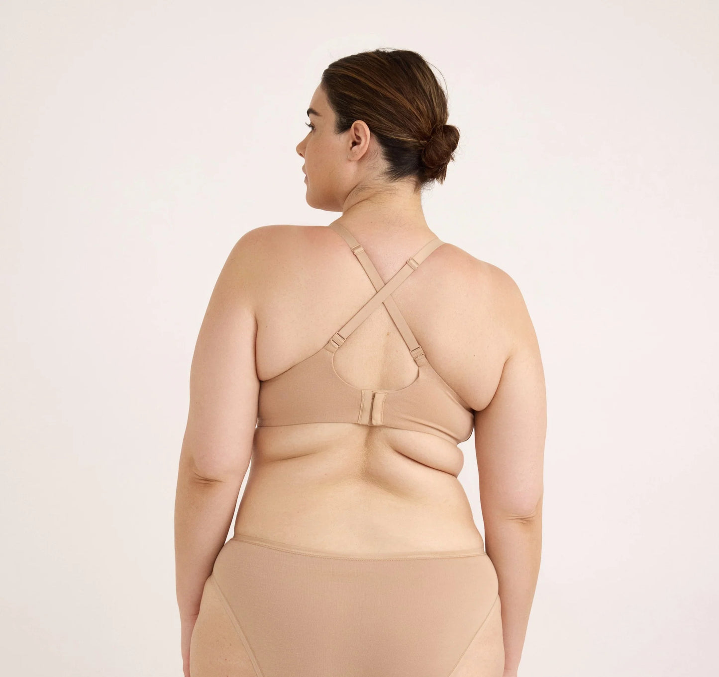 Core Wireless Plunge Bra - Hazelnut