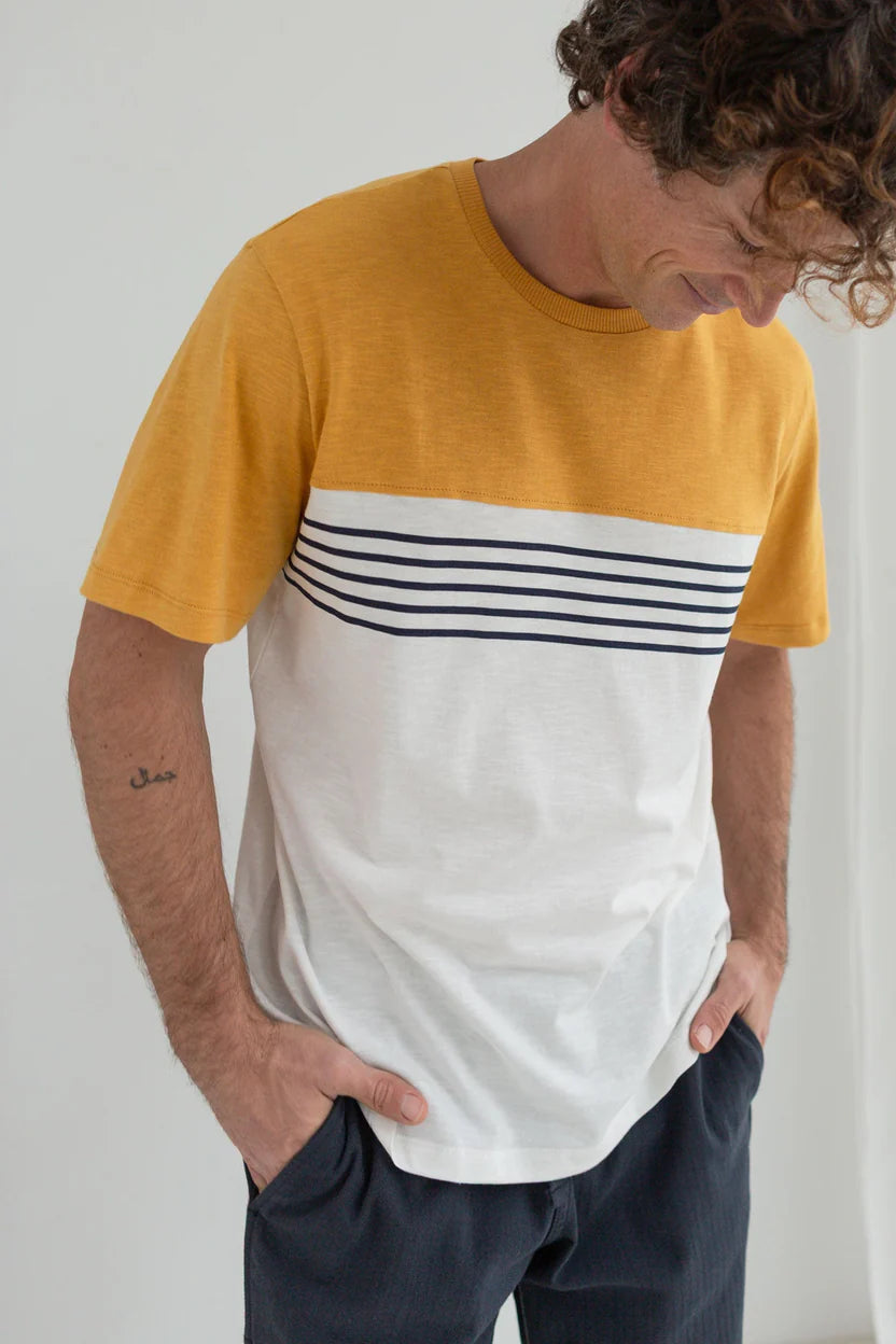 Plavi T-Shirt — Ecru/Mustard