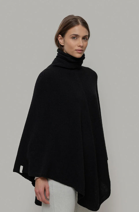 ELISTABETTA - Women's Recycled Cashmere Poncho - Slate Black