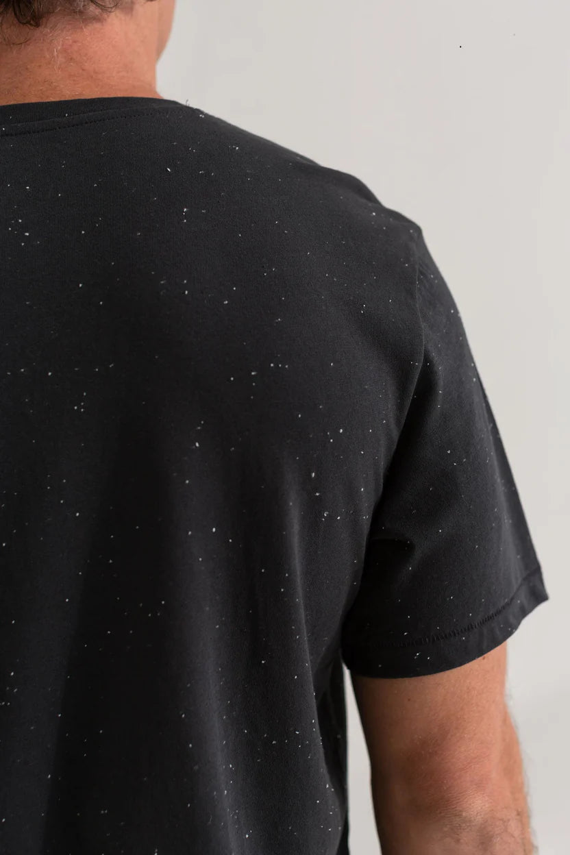 Qalito T-Shirt — Dark Sand