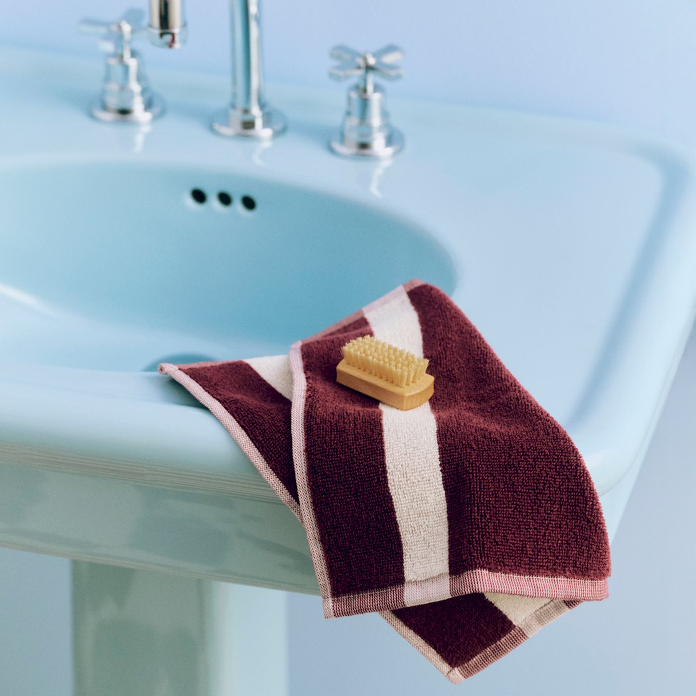 Stripe Wash Cloth - W30 x L30 - Burgundy