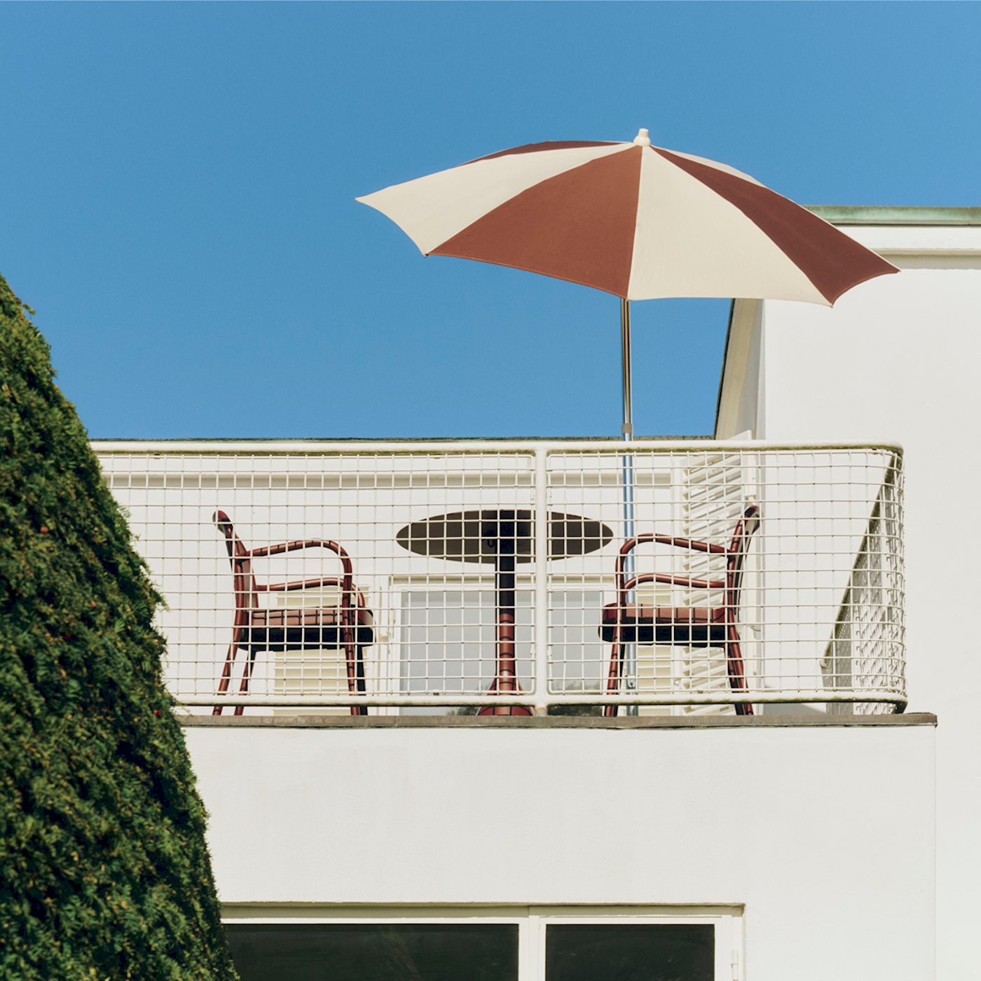 Terrazza Parasol - Octagon - Off-White & Burgundy