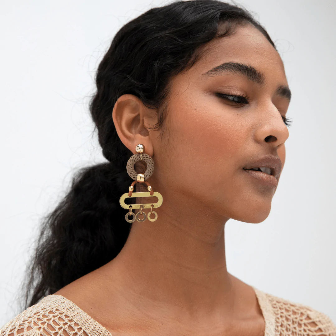 Load image into Gallery viewer, Dihya Earrings - Beige &amp;amp; Clay
