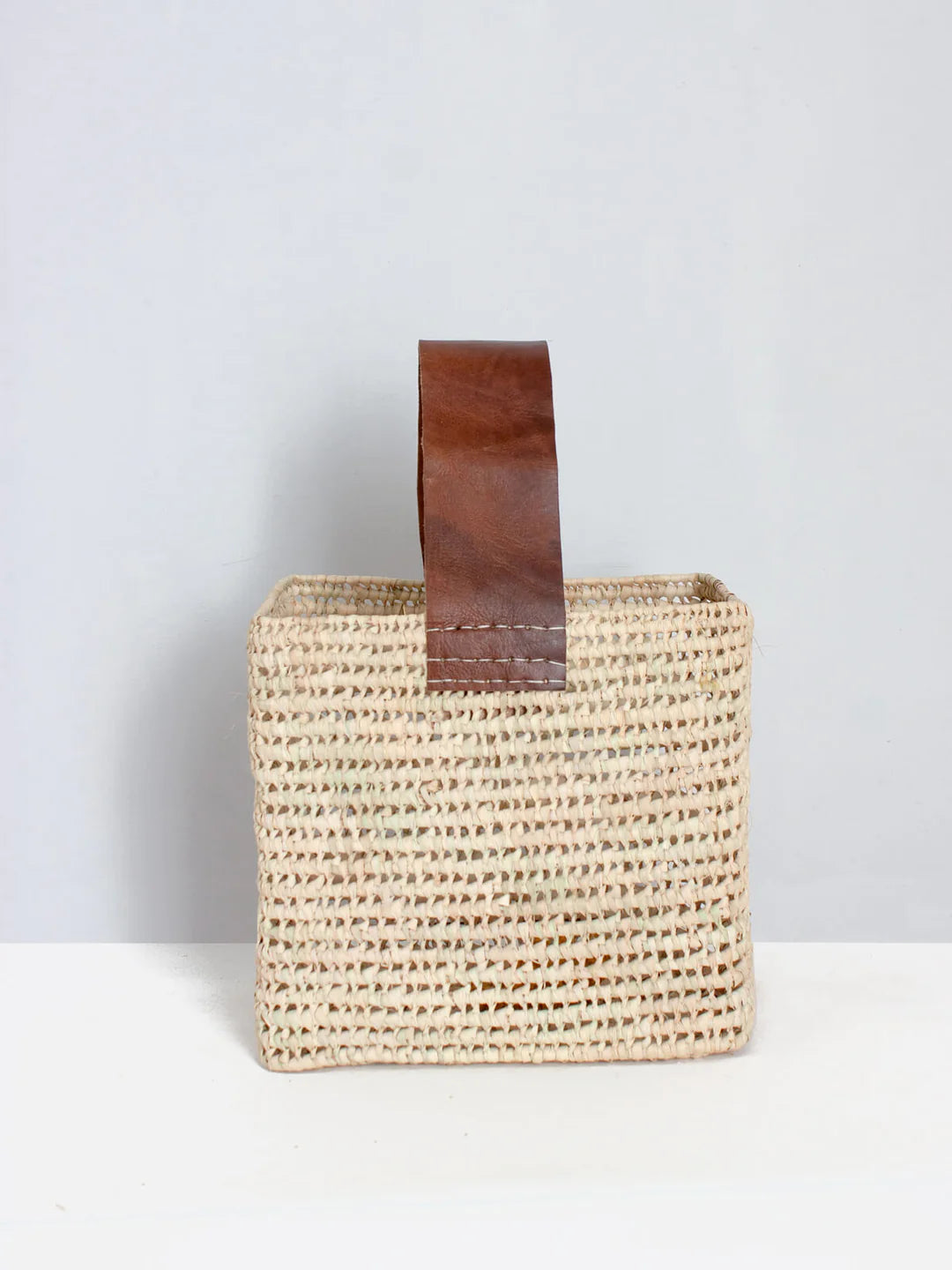 Load image into Gallery viewer, Tall Forage Basket - Tan
