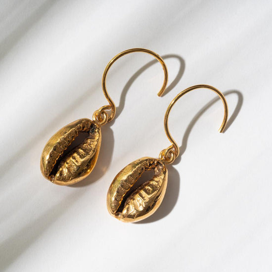 CONCHA earrings - gold plated brass