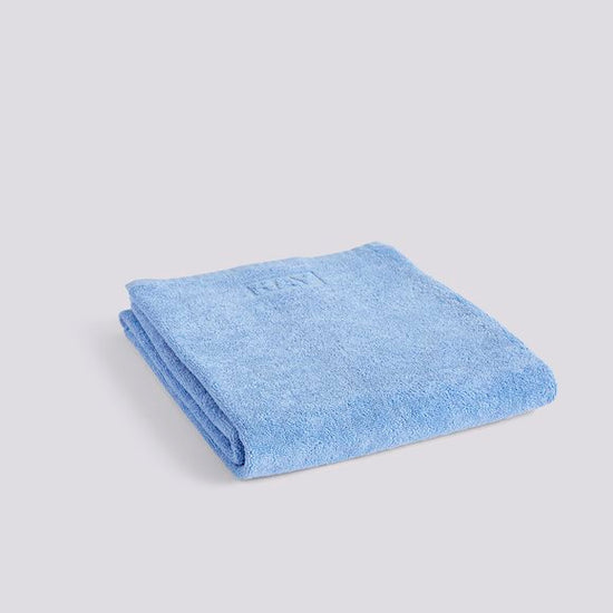 MONO BATH TOWEL - SKY BLUE