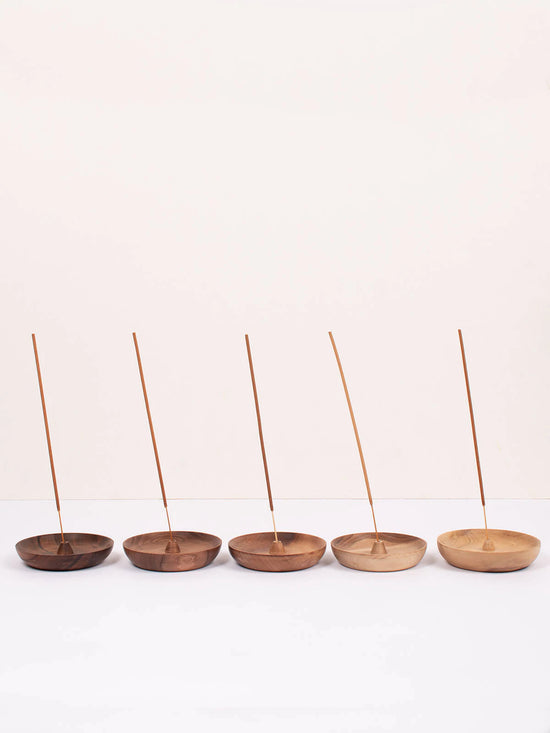 Load image into Gallery viewer, Walnut Wood Incense Holder
