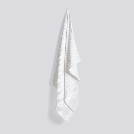GIANT WAFFLE - BATH TOWEL - WHITE